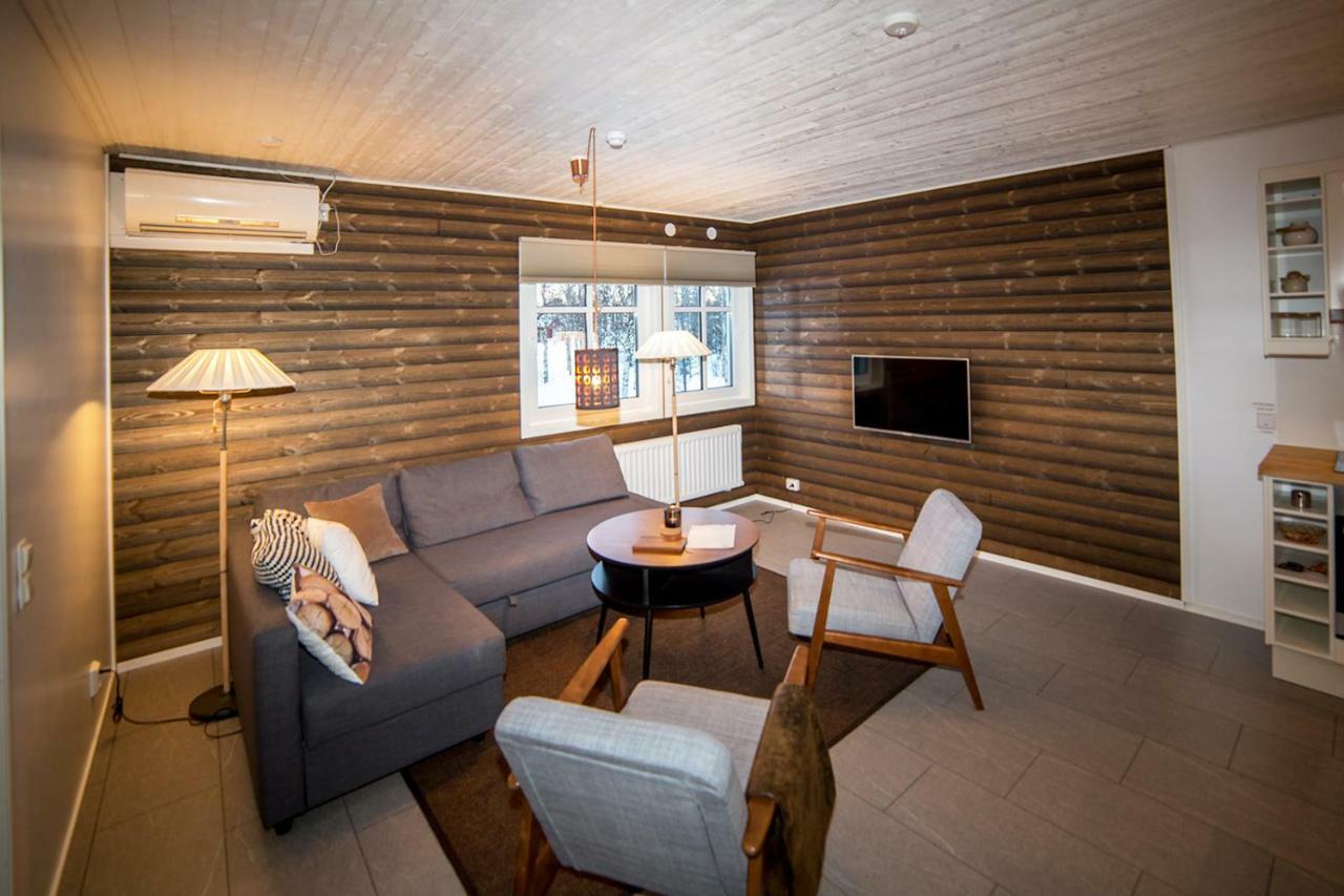 Soukolo Apartments Akaslompolo Bagian luar foto